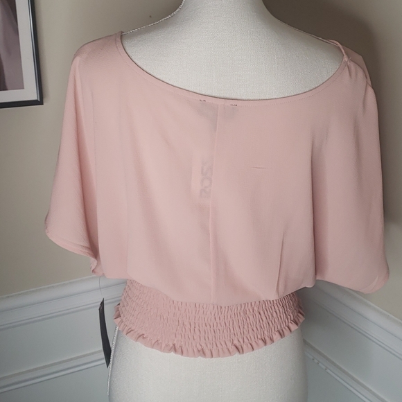 Top - Picture 2 of 2